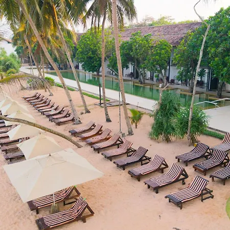 Pandanus Beach Resort & Spa-3